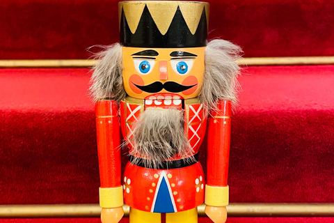 Dresden: The Nutcracker – A Family Guided Tour of the Semperoper Dresden: The Nutcracker – A Family Tour of the Semperoper