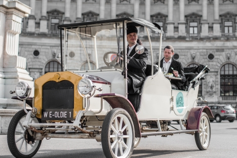 Wiedeń: Culinary Sightseeing Tour in Electric Vintage Car
