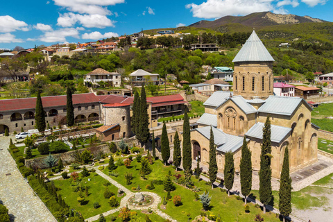 From Tbilisi: 2-Day Armenia Tour with Lake Sevan