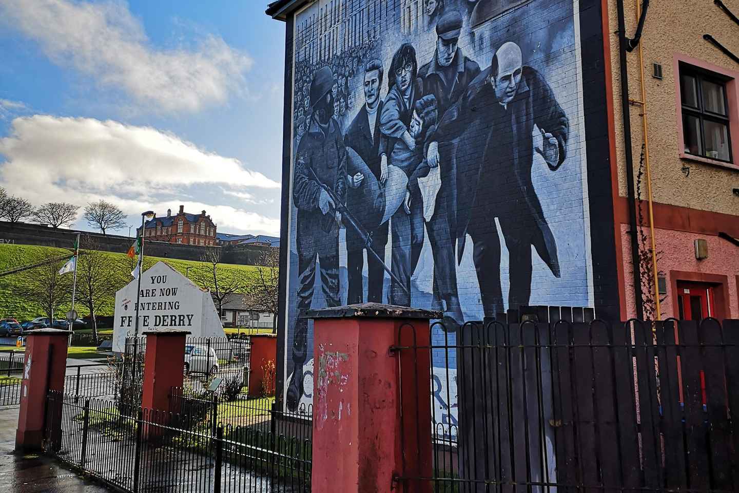 데리 시티 블러디 선데이 이야기 도보 투어