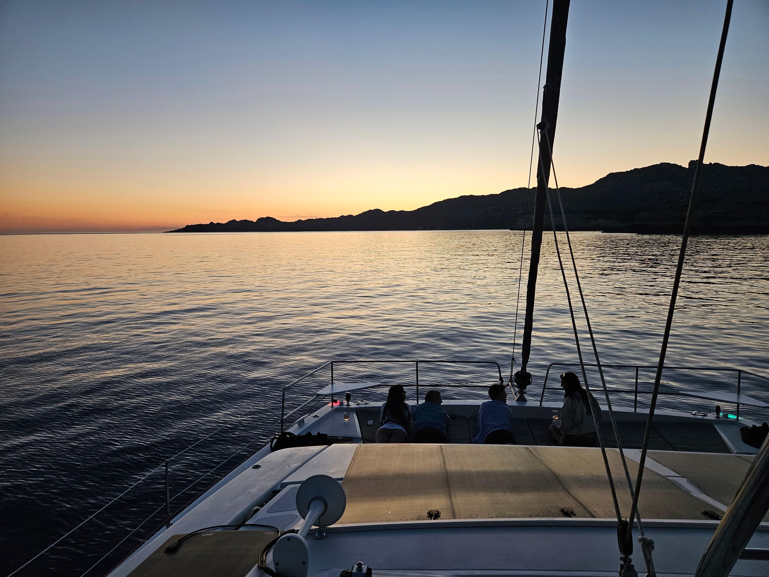 Bonifacio: Katamaranfahrt bei Sonnenuntergang und Aperitif
