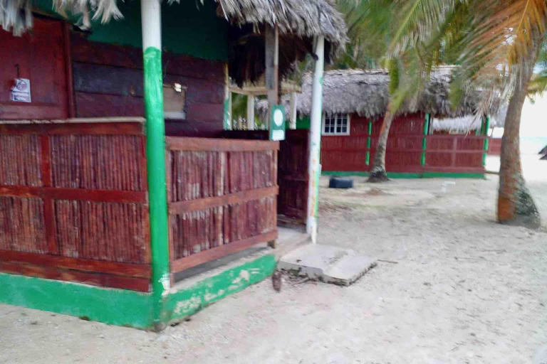 San Blas Islands Overnight: Private Cabin w/ Private Bath
