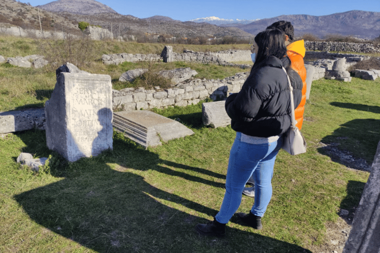 Viagem de carro a Podgorica, cidade de Doclea, degustação de vinhos, Cataratas do Niágara