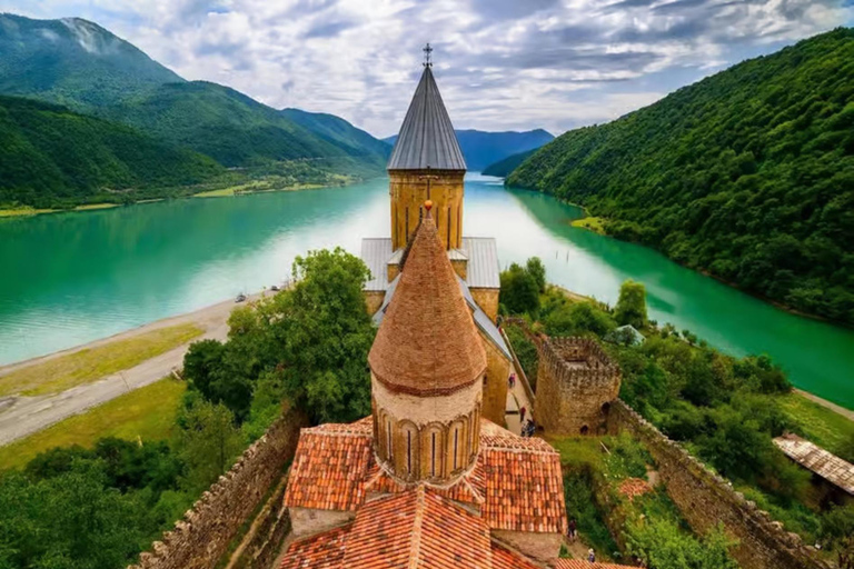 Tbilisi: Rafting on the Aragvi and Ananuri Castle Day Trip