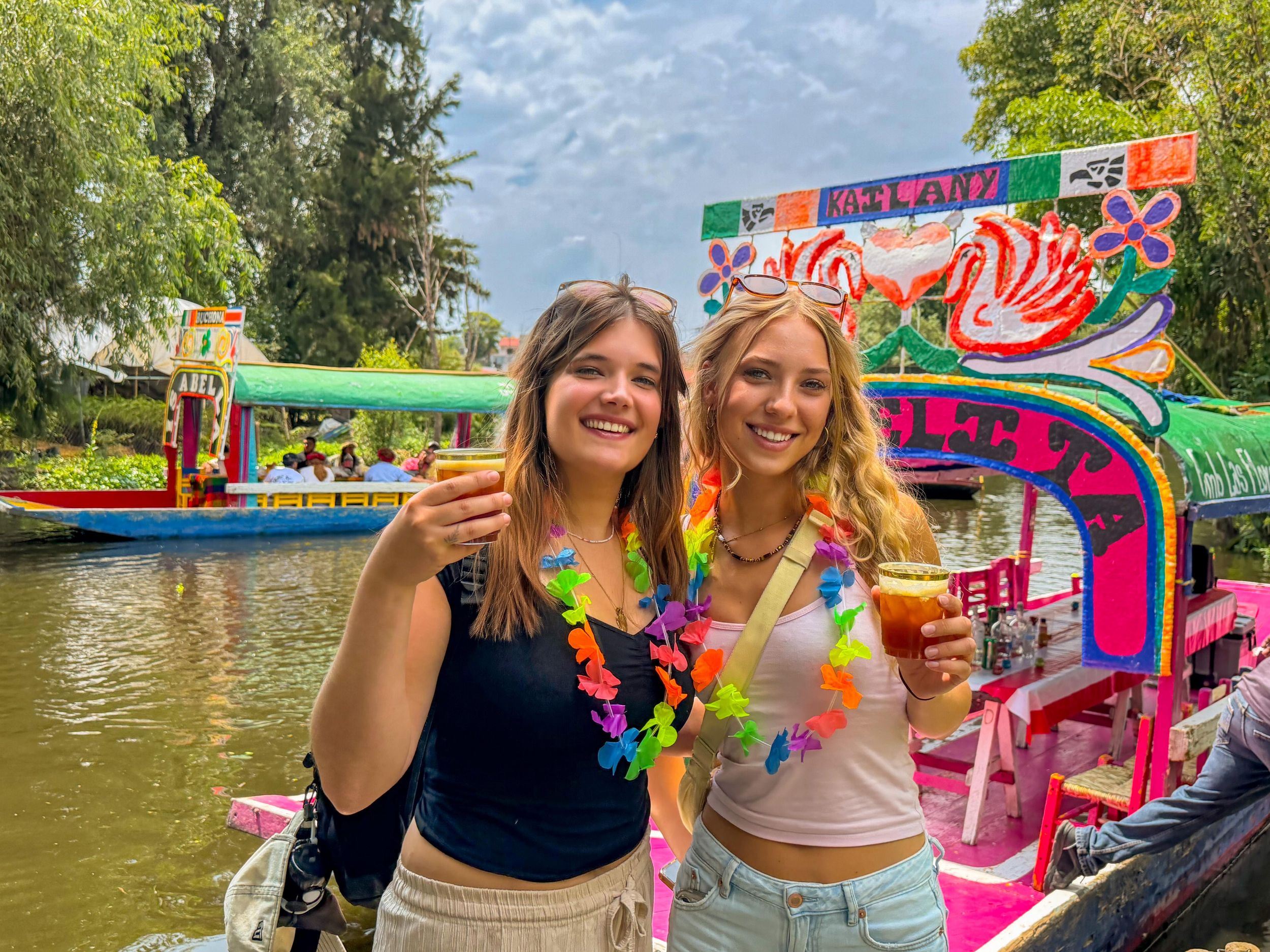 Xochimilco: Tequila-Verkostung (unbegrenzt) & kulturelle Bootsparty