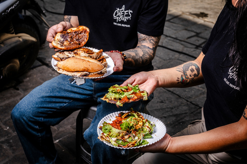 Oaxaca: Evening Street Food Tour with 14+ Tastings