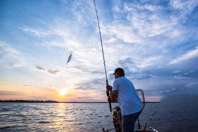 From Mirissa: All-Inclusive Deep Sea Fishing Boat Tour