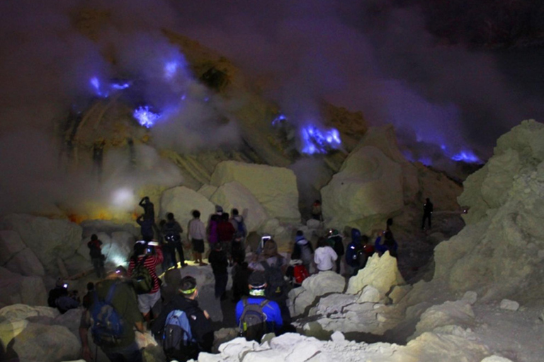 Banyuwangi : Mt Ijen with tour guide and Transfer Service