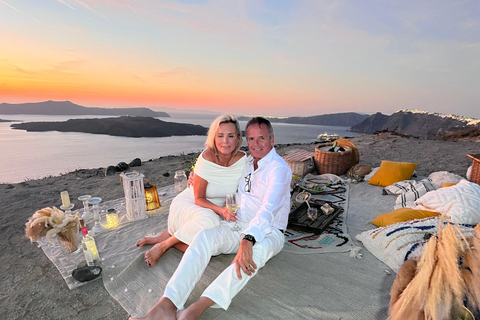 PicNic al tramonto poco affollato di Santorini