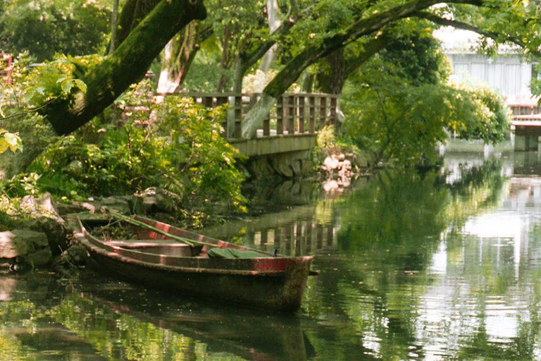 Hangzhou: West Lake, Lingyin Temple & Fan Workshop day trip