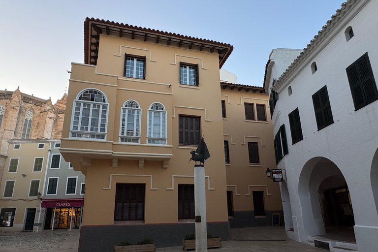 Menorca: Privétour met gids door CiutadellaPrivétour door Ciutadella in het Engels