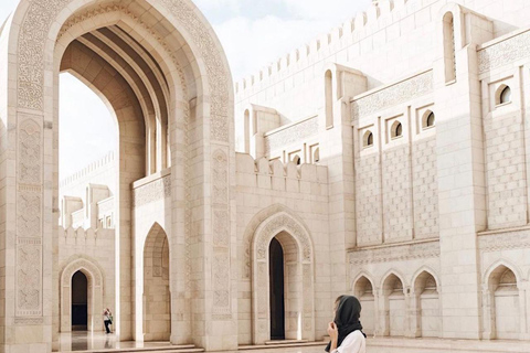 stadsrondleiding in muscat met lunch