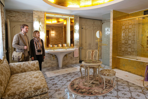 Bucharest: Ceausescu Villa, Village Museum & Parliament Tour VIP TOUR - 6 seats
