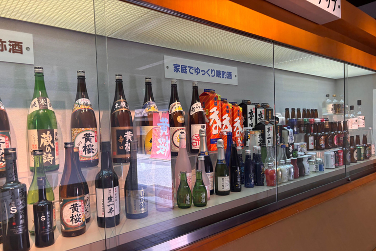 Kyoto: Fushimi Sake Tour with Brewery Visit & Tastings