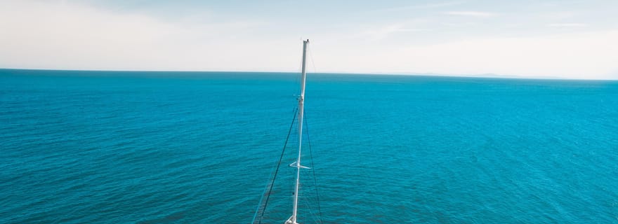 Sunny Beach, Bulgarie : Croisière d'une demi-journée en catamaran sur la mer Noire
