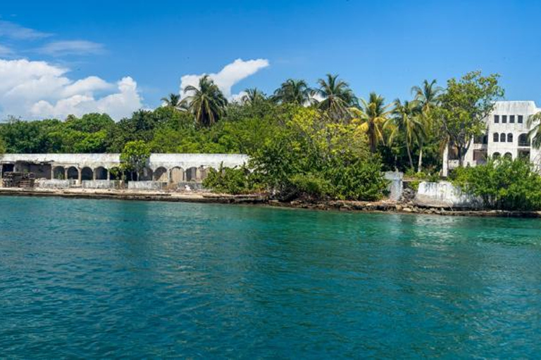 Cartagena: The Ultimate Party Boat Tour to Barú Island, Rosario, and Cholon. Cartagena: Party Boat Tour to Barú Island, Rosario, and Cholón