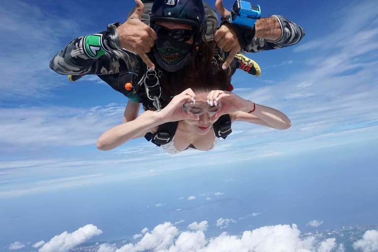 Pattaya Skydiving Experience with Transfers Skydiving&Third party video&GoPro&photo&Bangkok meeting