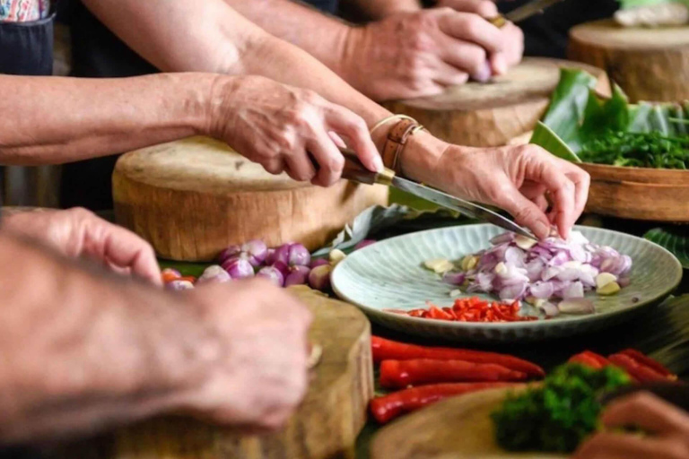 Zanzibar-marknad och swahili-matlagningskurs