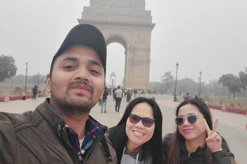 Delhi: tour privado de medio día o día completo por la antigua y la nueva DelhiTour por la antigua y nueva Delhi con servicio de guía