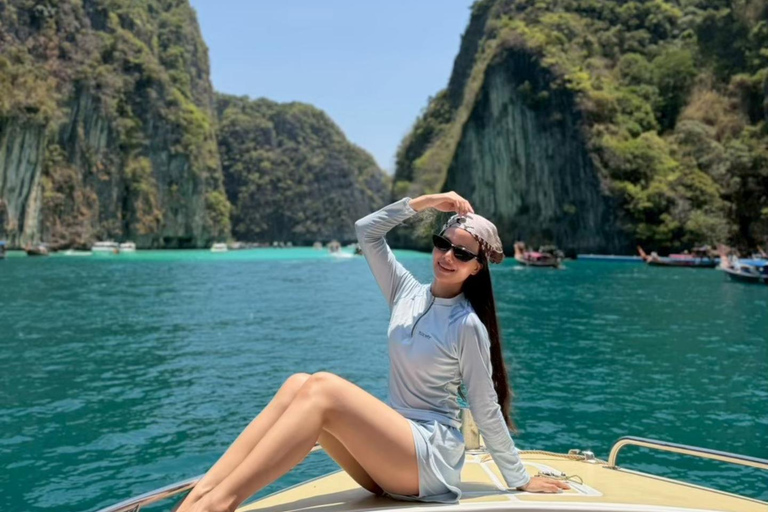 Phi Phi & Bamboo Islands: Island-Hopping Tour with Lunch Phi Phi & Bamboo Islands Island-Hopping Tour with Lunch