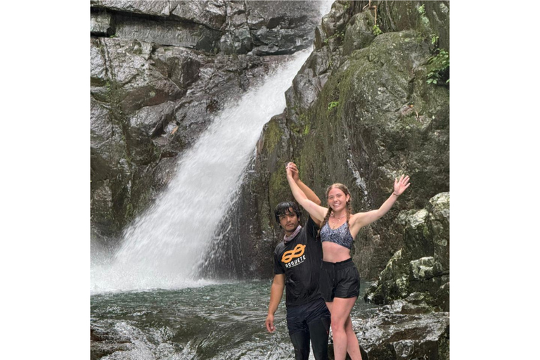 Rappel at the Jagüata Waterfall
