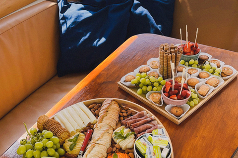 Lisbon: Brunch on Board a Beautiful Catamaran Private