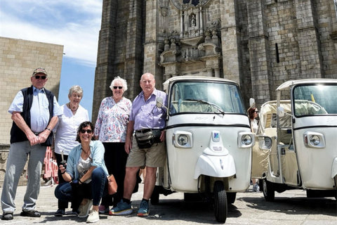 Porto: Tuk Tuk Tour - Old Town & Gaia - Highlights and Hidden Gems