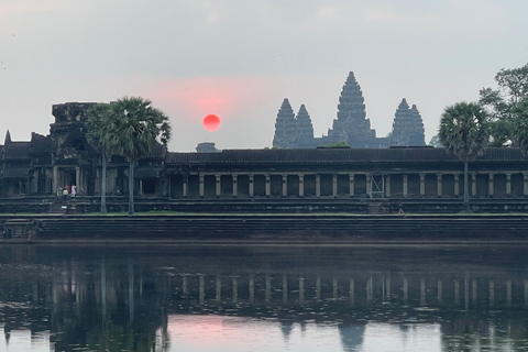 Visite en petit groupe au lever du soleil sur Angkor Wat à Siem Reap