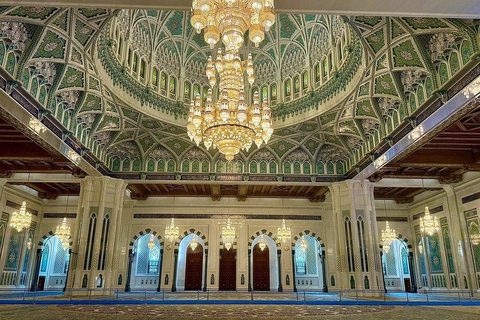 Muscat Full-Day Sharing Experience with Omani Coffee & Bread