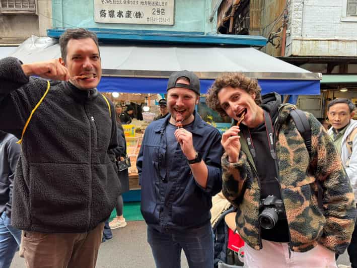 Tokyo: Tsukiji Fish Market Walking Tour with a Local Guide