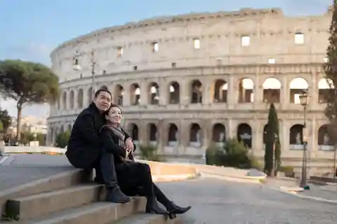 Rome : Séance photo personnalisée à l'extérieur du Colisée
