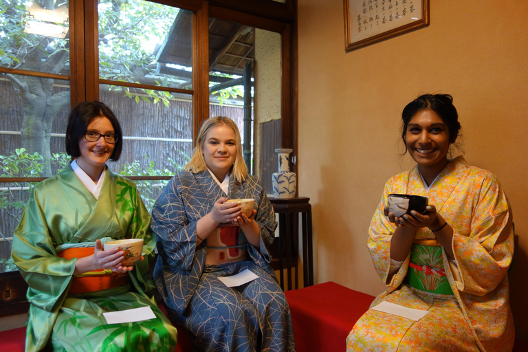 Kyoto : Visite de maisons traditionnelles, Kimono et cérémonie du thé