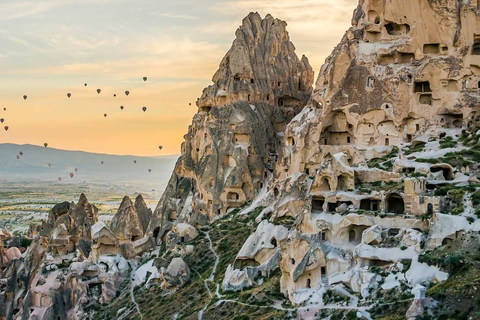 Cappadocia Mix Tour: Highlights of Green & Red Tour Private option with Japanese/English/Spanish-speaking guide.