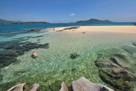 Phuket: Koh Bon Island Snorkeling and Island Hopping Tour
