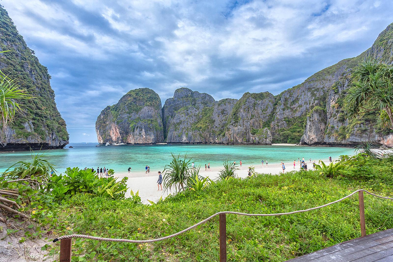 Phuket : Excursion d'une journée dans la baie de Maya, les îles Phi Phi, Green et Khai