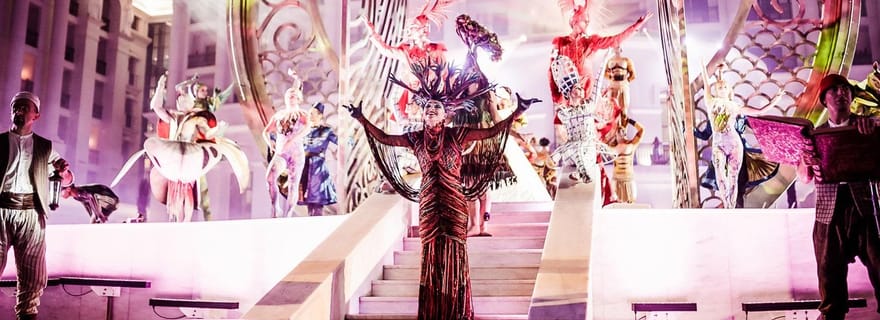 Spectacle nocturne Land of Legends au départ d'Antalya, Side et Alanya