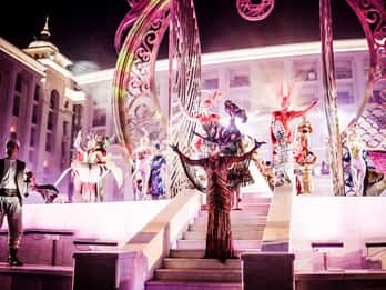 Spectacle nocturne Land of Legends au départ d'Antalya, Side et Alanya