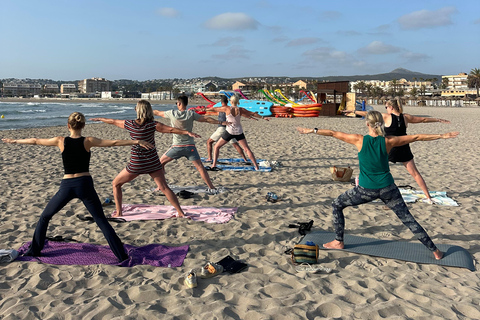 Jávea: Playa de L'Arenal - Morning Beach Yoga Class