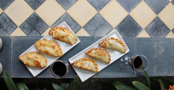 Exclusive Private Empanadas and Wine Experience in Palermo