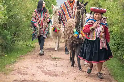 Chinchero, Moray, Maras y Picnic con Llamas