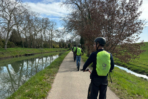 Agen: Guided tour and hike on an all-terrain electric scooter Agen: Guided tour and hike on electric all-terrain scooters