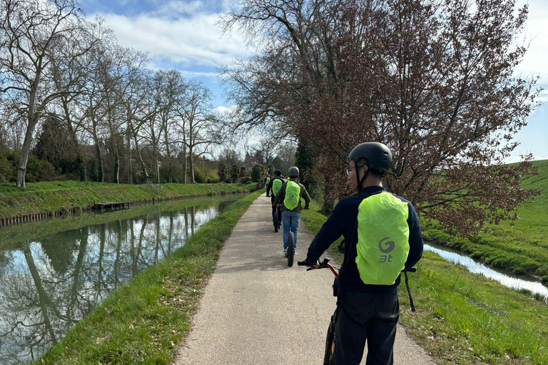 Agen: Guided tour and hike on an all-terrain electric scooter Agen: Guided tour and hike on electric all-terrain scooters