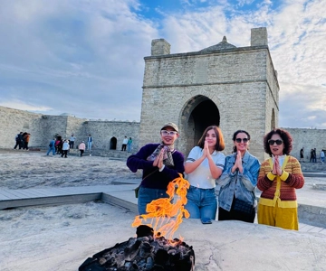 Baku: Gobustan and Absheron Adventure Tour