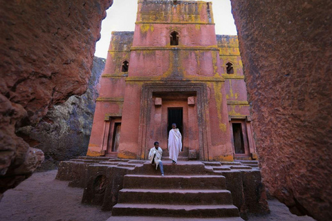 Addis Ababa: 8-Day Bahirdar, Gondar, Lalibela & Abune Yemata