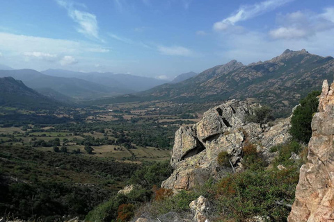 Moitié Terre, Moitié MerComplet Corsica