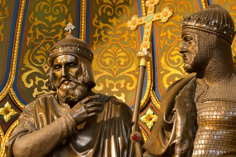 Poznań: Old Town & the Oldest Cathedral Private Walking Tour Poznań: Old Town & the Oldest Cathedral Private Walking Tour