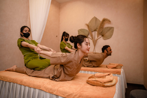 岘港：头部、颈部、肩部、颈背按摩（免费接送）