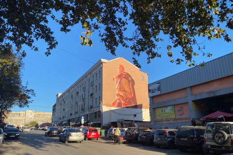 Tbilisi alternativa: arte di strada, bazar Dezerter e degustazioni