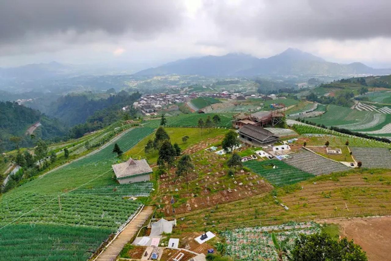 Nepal van Java Village & Elo River Rafting Tour