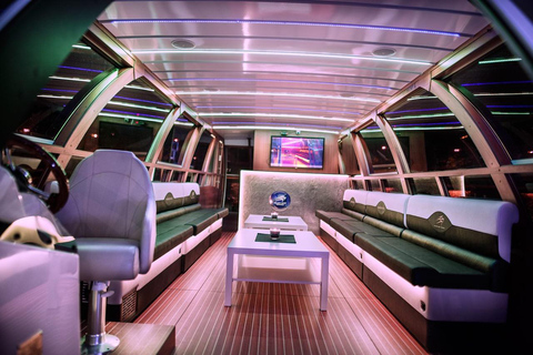 Krakow: Guided Wawel Tour, Lunch, and Vistula River Cruise